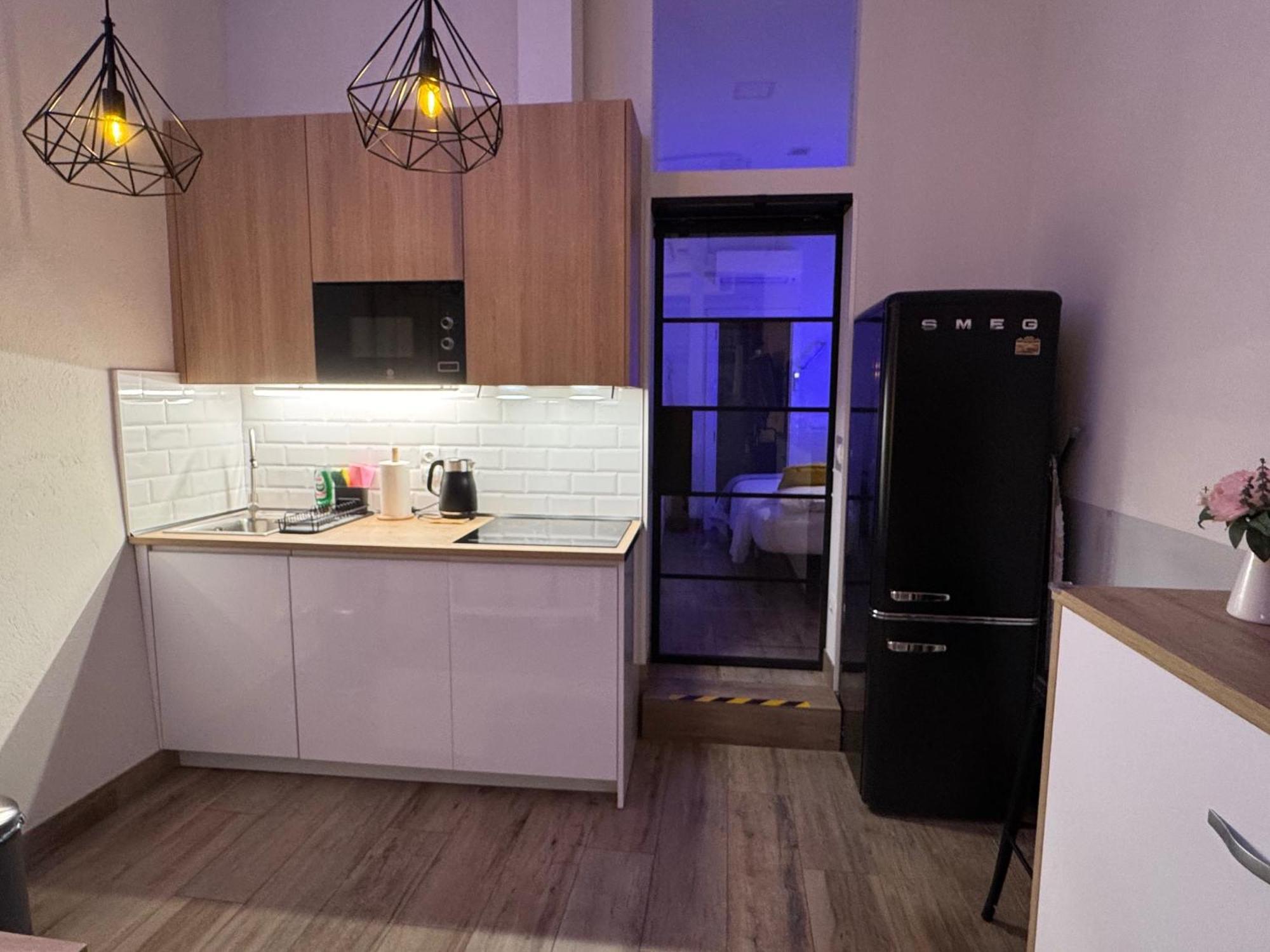 Centrico. Atocha-Lavapies. Nuevo. 100% Equipado. Daire Madrid Dış mekan fotoğraf